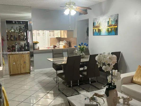 460 E 23rd St APT 207, Hialeah, FL 33013