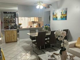 460 E 23rd St, Hialeah, FL