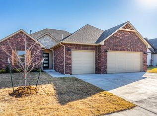 14500 Privas Ln, Yukon, OK 73099