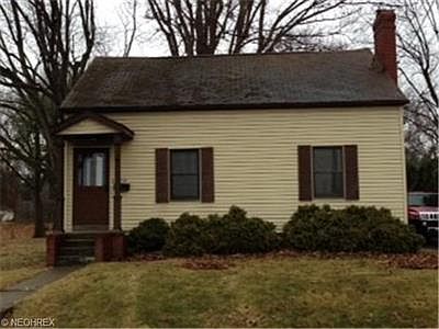 1st image of 710 Palmer St