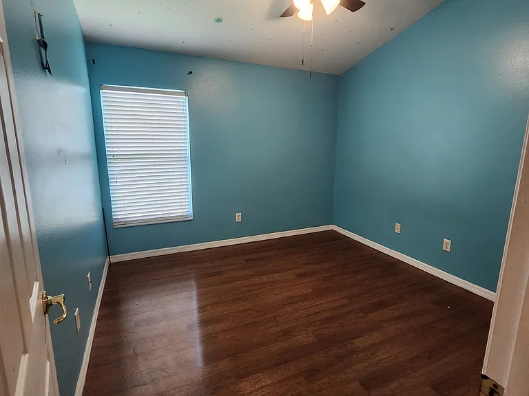 11005 Crystal Glen Blvd — Photo 17