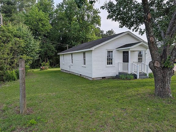 5th image of 895 Stewart Rd