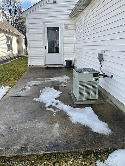 3 bed, 1600 sqft, $2,200 — Photo 4