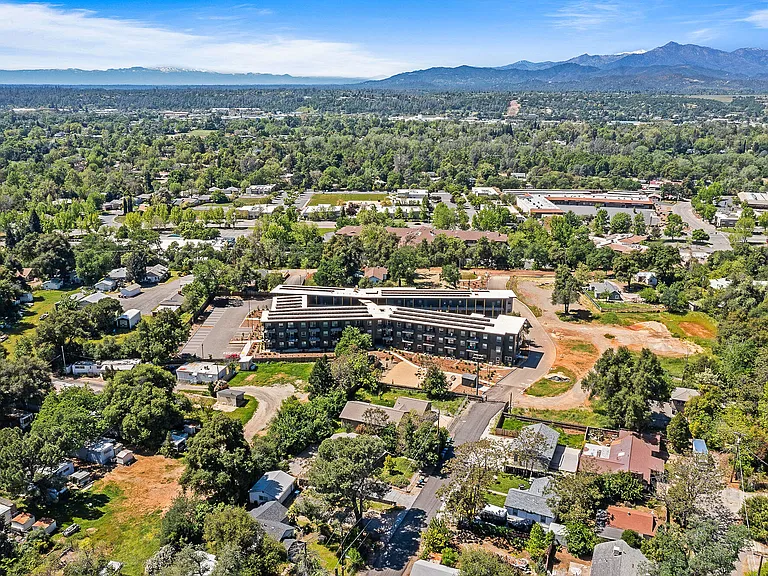 Lowden Lane Senior Apartments — Photo 18