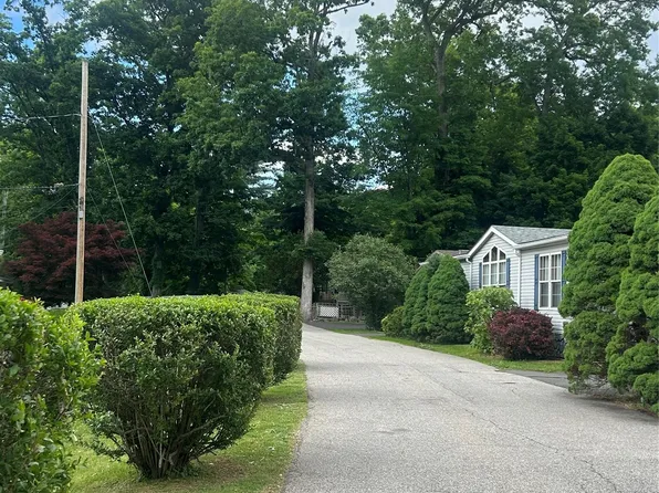 39 Cedar Flats Rd, Stony Pt, NY 10980