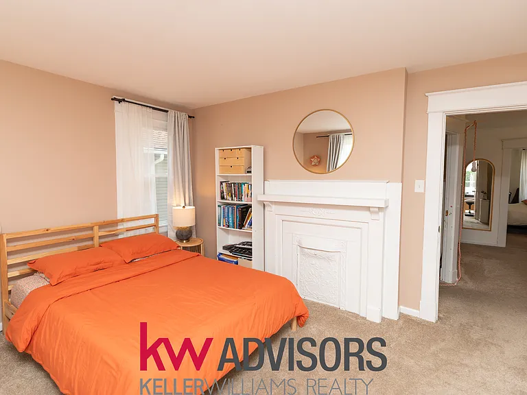 2320 Kenilworth Ave — Photo 12