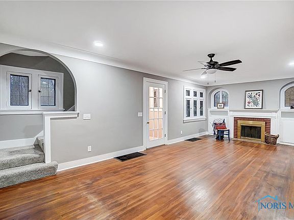 4th image of 2516 Kenwood Blvd