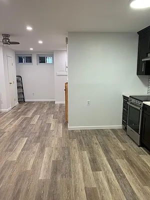 Rented by Premier Metro Realty Corp | media 10