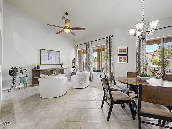 5th image of 734 W GOLDFINCH Way