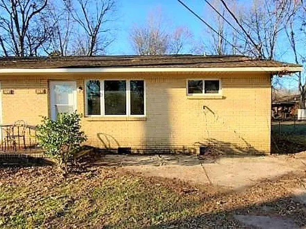 304 Wind Ave NW, Huntsville, AL 35811