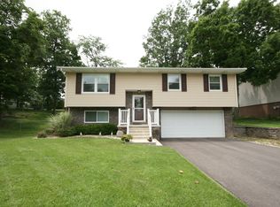 1125 Nottingham Ct, Mount Zion, IL 62549