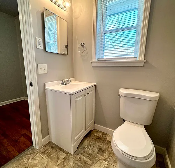 1635 Evelyn Ave #B — Photo 11
