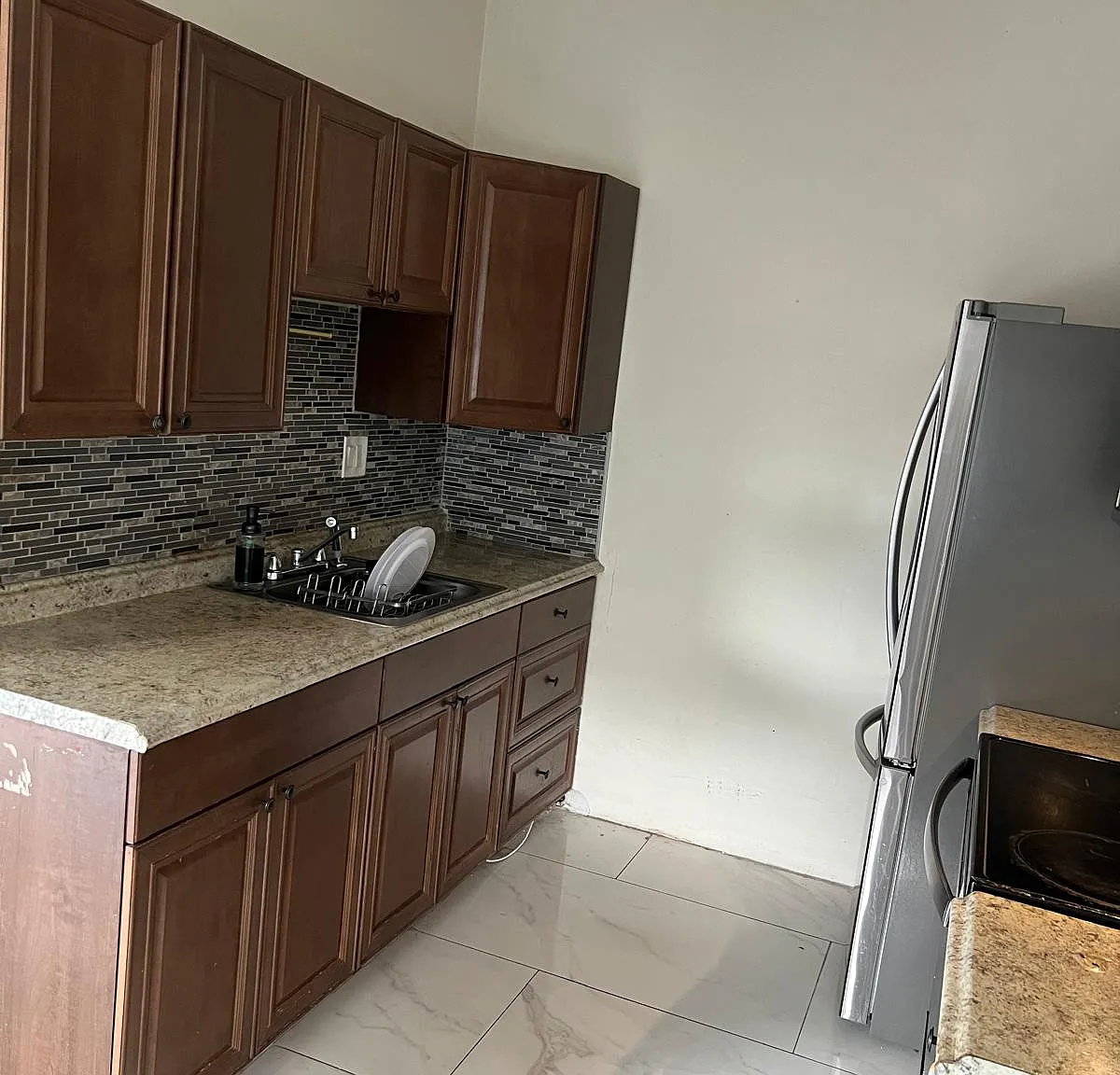 3 bed, 1475 sqft, $2,950 — Photo 3