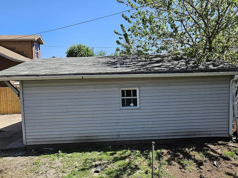 314 E McClure Ave — Photo 13