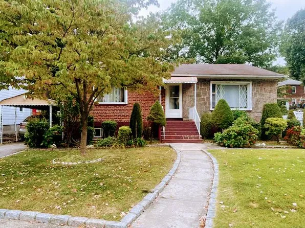 12 Maple Place, Yonkers, NY 10704