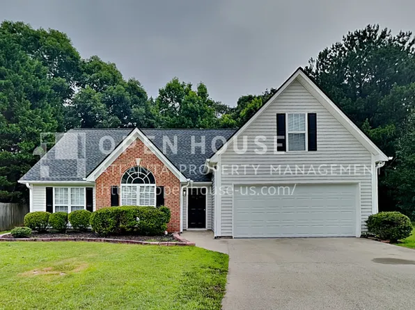 1041 Wicker Pine Dr NE, Lawrenceville, GA 30043