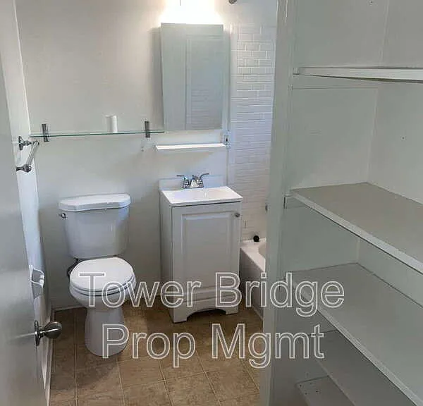 2210 26th St #1 — Photo 14