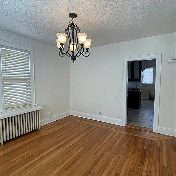 126 W Randall Ave — Photo 2