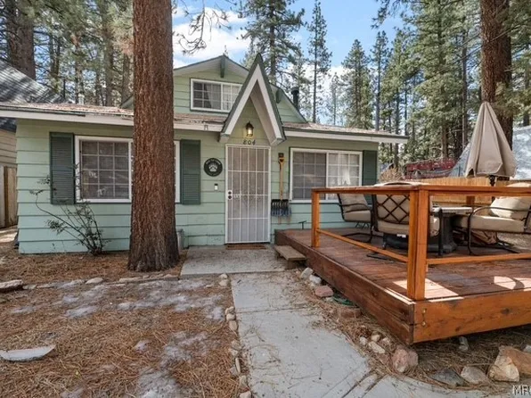 804 Robinhood Blvd, Big Bear City, CA 92314