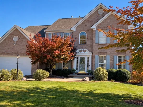 197 Valley View Dr, Belle Vernon, PA 15012