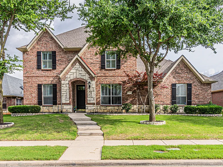 15097 Blakehill Dr — Photo 3
