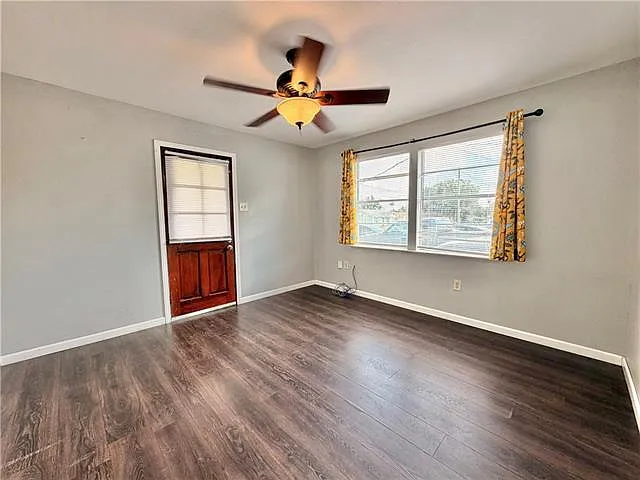 2 bed, 1.0 bath, 720 sqft, $1,250 — Photo 3