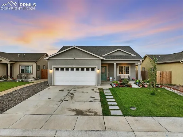 5332 Gannet Ln, Pueblo, CO 81008