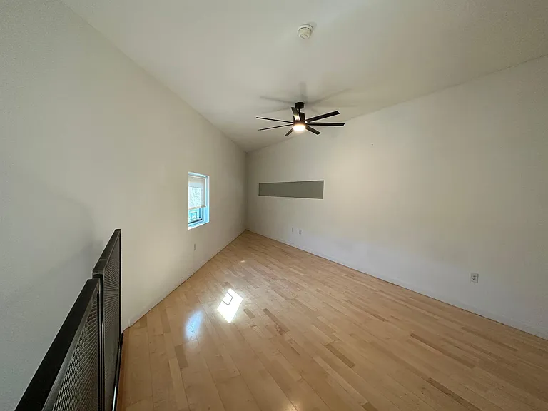 1001 E 17th St #132 — Photo 16