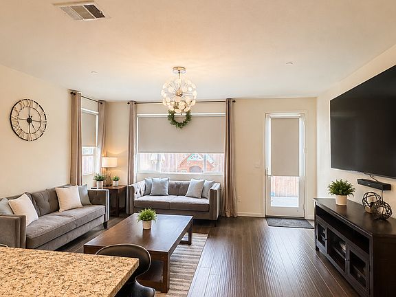 5th image of 3243 Pitkin Way
