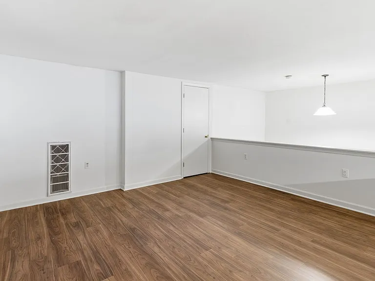 2837 Cambridge St #2 — Photo 5