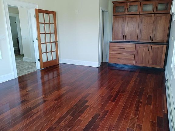 3rd image of 15 S Park Ave Suite 3