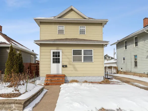 335 17th Ave, East Moline, IL 61244