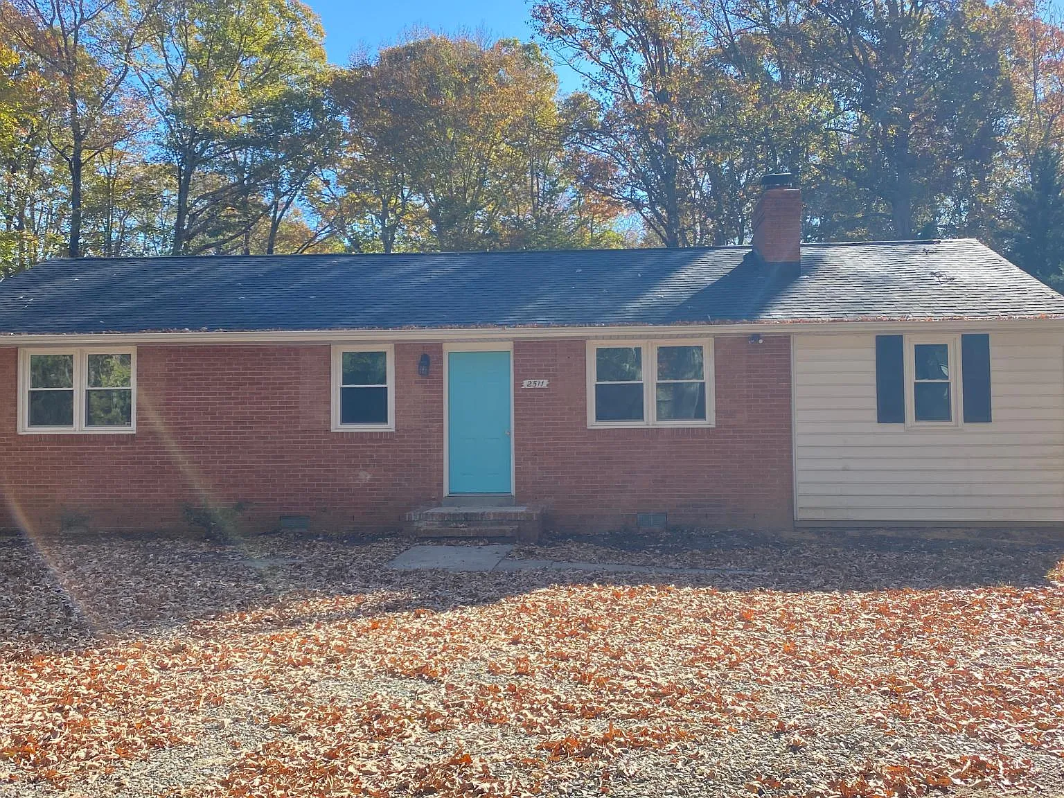 2511 Moseley Rd — Photo 2