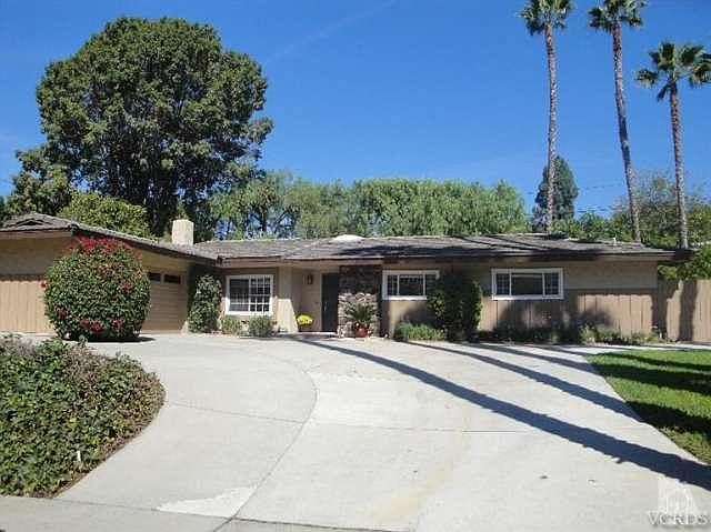 1st image of 2125 Hood Dr