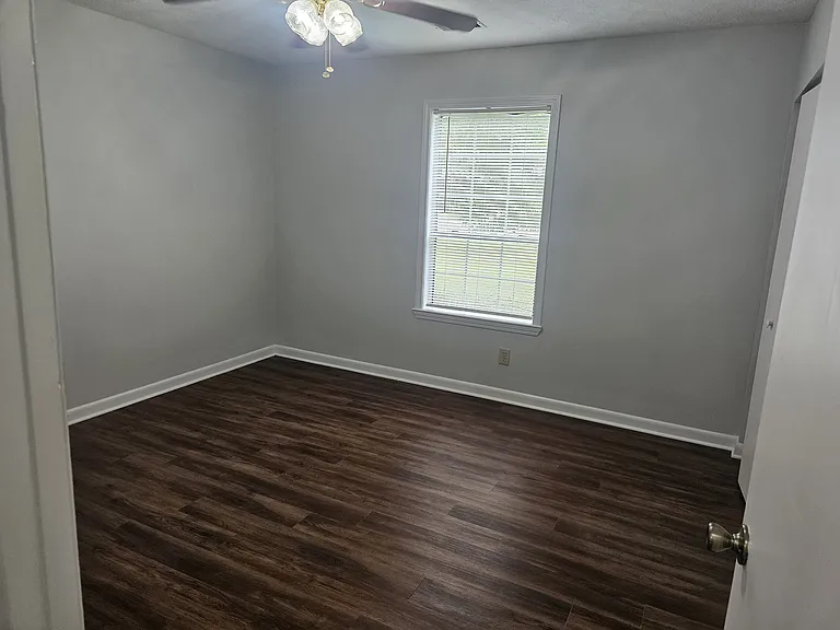 3697 Blackshear Ct — Photo 3