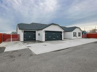 1843 W 25th Ct, Kennewick, WA 99336