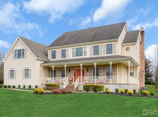 10 Ringos Mill Rd, Hopewell, NJ 08525