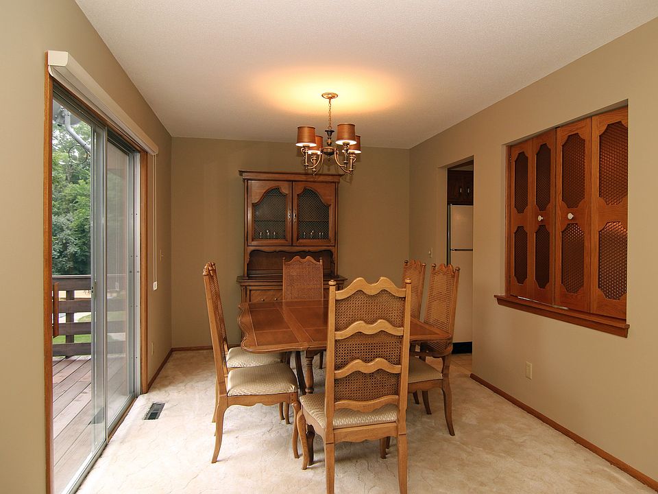 1st image of 121 Krestwood Dr