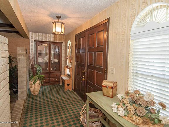 3rd image of 4508 Mesa Cir