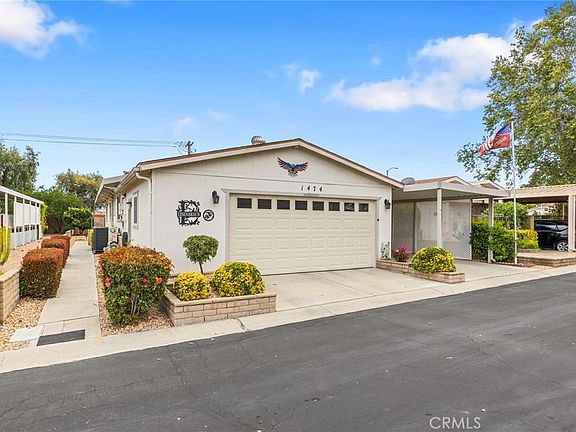 3rd image of 1474 Bishop Dr