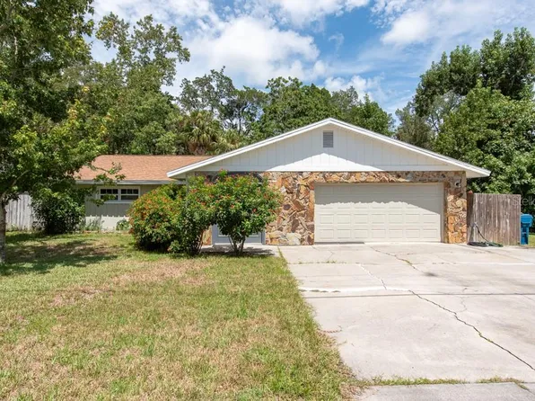 6100 Avenue Of The Palms, Weeki Wachee, FL 34607