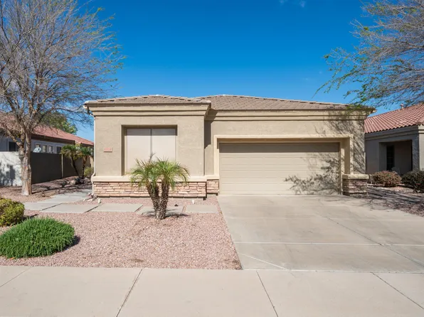 6774 S PINEHURST Drive, Gilbert, AZ 85298