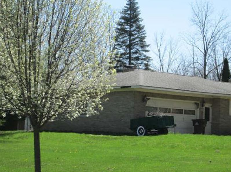2nd image of 16219 Eskes St