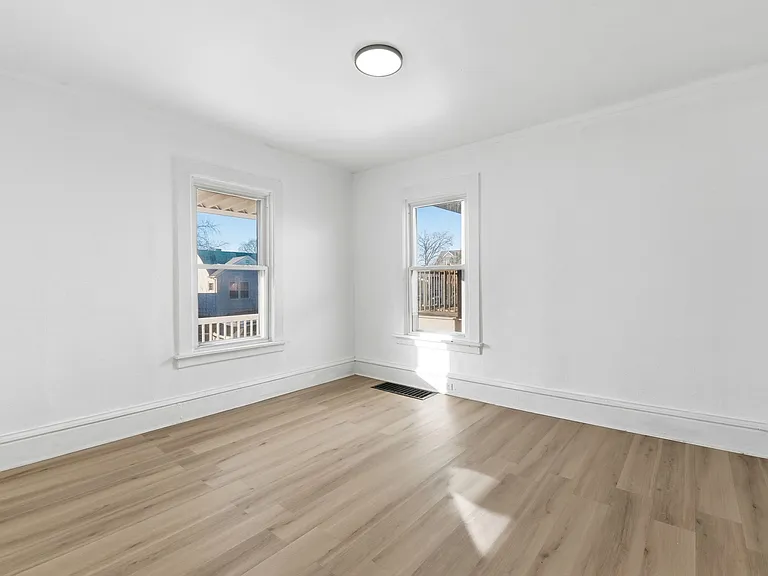 6531 Plymouth Ave — Photo 14