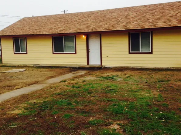 424 N 18th Ave #A, Pasco, WA 99301
