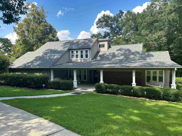 1700 Rosewood Ln, Andalusia, AL 36421