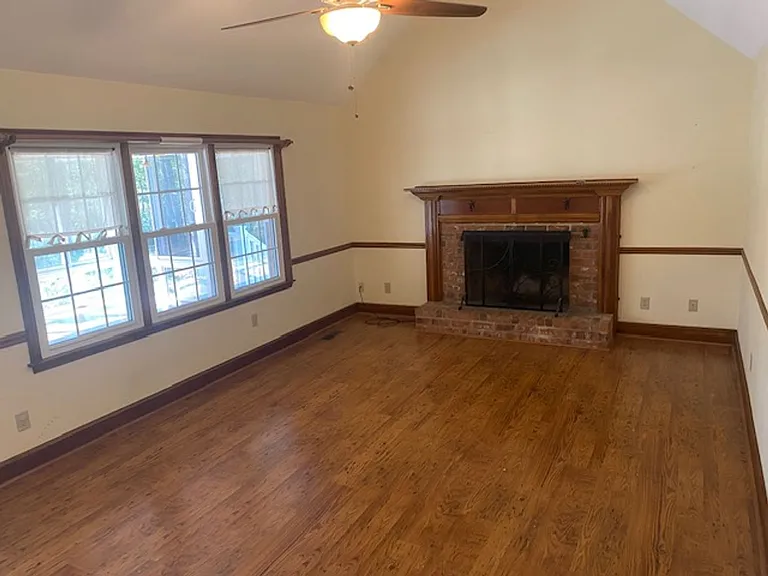118 Sassafras Rd — Photo 24