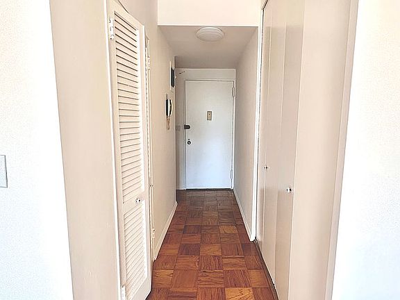 3rd image of 360 W 22nd St APT 3