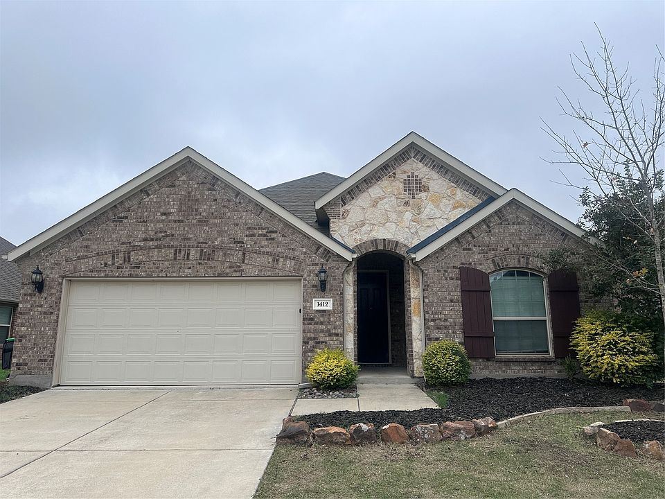 1st image of 1412 Heather Ln