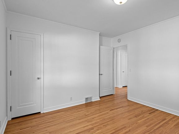 4th image of 2230 Wilson St NE